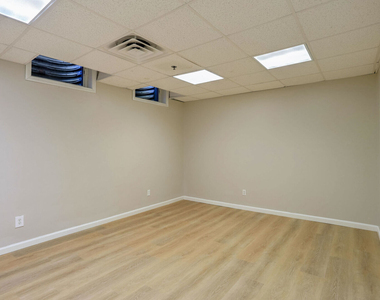 504 E Church Street - Photo Thumbnail 42