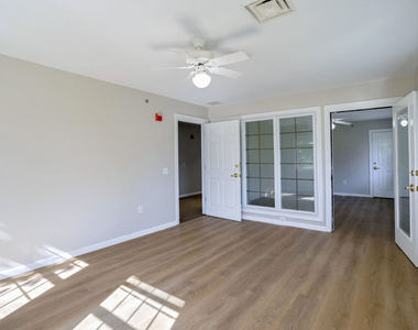 504 E Church Street - Photo Thumbnail 23
