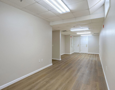 504 E Church Street - Photo Thumbnail 40