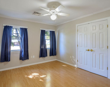 504 E Church Street - Photo Thumbnail 27