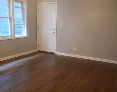 1061 E 80th Street - Photo Thumbnail 7