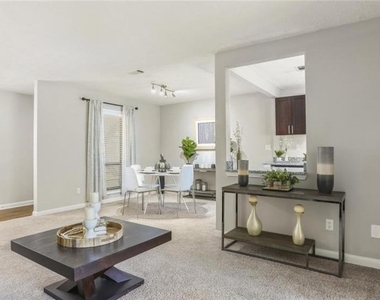 3000 Spring Hill Parkway - Photo Thumbnail 15
