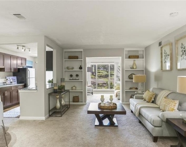 3000 Spring Hill Parkway - Photo Thumbnail 10