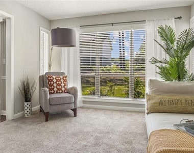 3000 Spring Hill Parkway - Photo Thumbnail 19