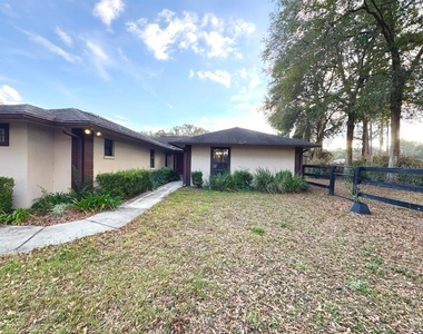 7444 Nw 14th Street - Photo Thumbnail 1