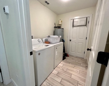 7710 Nw 14th Street - Photo Thumbnail 8