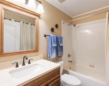 8750 Olde Hickory Avenue - Photo Thumbnail 14