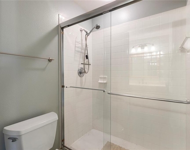 8750 Olde Hickory Avenue - Photo Thumbnail 25