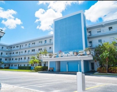 5555 Gulf Boulevard - Photo Thumbnail 19