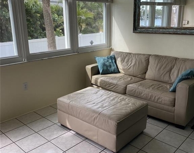 5555 Gulf Boulevard - Photo Thumbnail 9