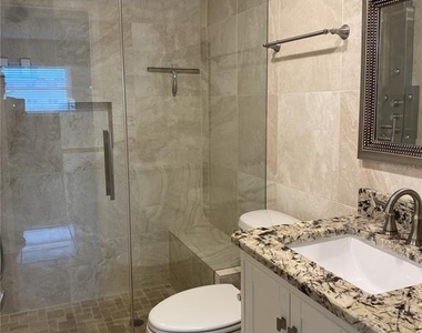 5555 Gulf Boulevard - Photo Thumbnail 17
