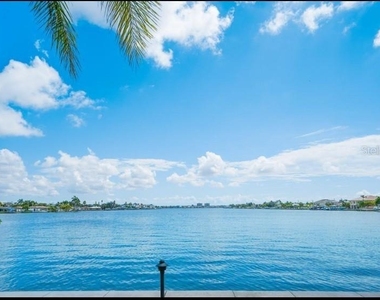 5555 Gulf Boulevard - Photo Thumbnail 24