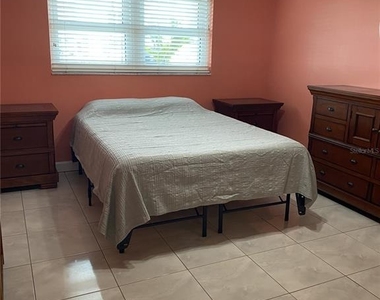 5555 Gulf Boulevard - Photo Thumbnail 10