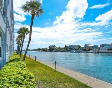5555 Gulf Boulevard - Photo Thumbnail 22