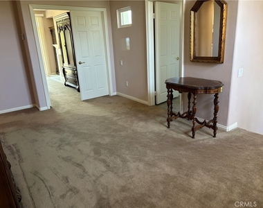524 Golden West Drive - Photo Thumbnail 3