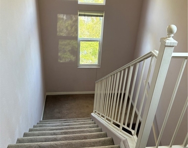 524 Golden West Drive - Photo Thumbnail 12