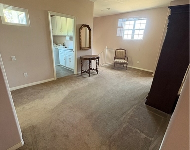 524 Golden West Drive - Photo Thumbnail 15