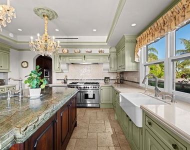 1575 Alexis Place - Photo Thumbnail 18