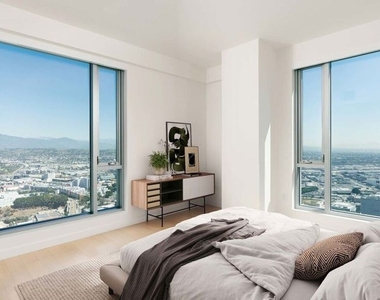151 S Olive Street - Photo Thumbnail 3