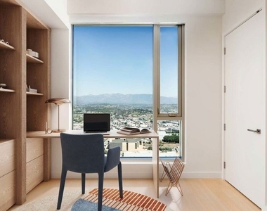 151 S Olive Street - Photo Thumbnail 4