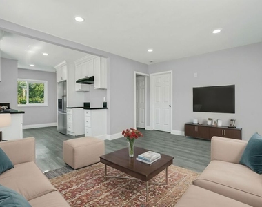 1256 Exposition Boulevard - Photo Thumbnail 4