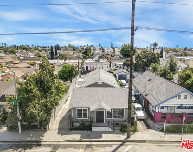 1254 1/2 Exposition Boulevard - Photo Thumbnail 3