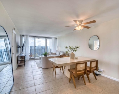 525 N Ocean Boulevard - Photo Thumbnail 1