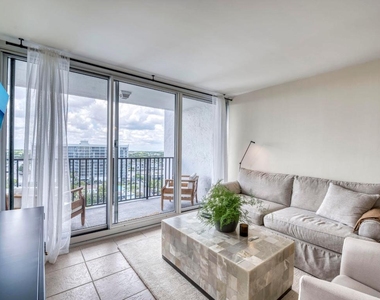 525 N Ocean Boulevard - Photo Thumbnail 4