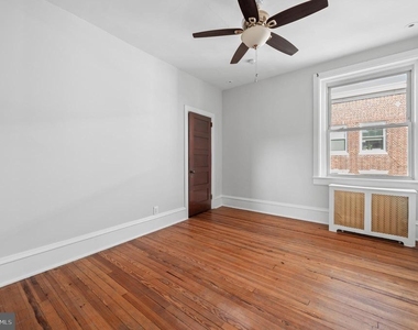 834 W Lancaster Avenue - Photo Thumbnail 5
