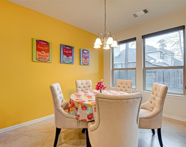 8219 Peppervine Court - Photo Thumbnail 18