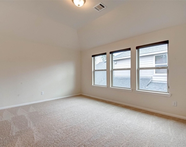 8219 Peppervine Court - Photo Thumbnail 26