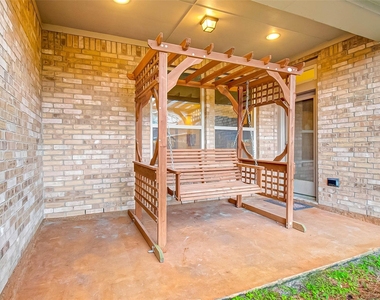 8219 Peppervine Court - Photo Thumbnail 39