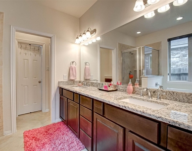 8219 Peppervine Court - Photo Thumbnail 24
