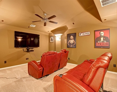 8219 Peppervine Court - Photo Thumbnail 36