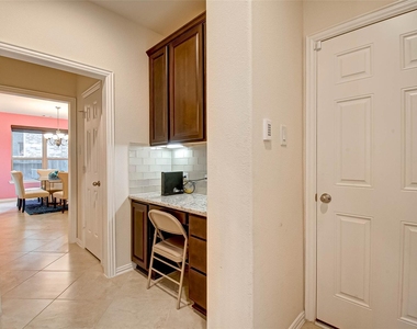 8219 Peppervine Court - Photo Thumbnail 19