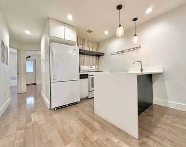 143 Patchen Avenue - Photo Thumbnail 10