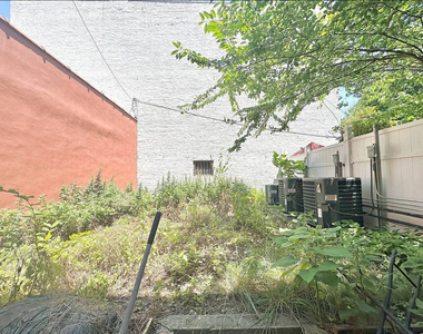 143 Patchen Avenue - Photo Thumbnail 9