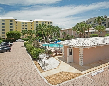 1910 Gulf Shore Boulevard N - Photo Thumbnail 13