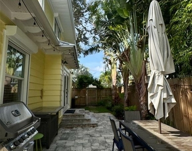 221 13th Avenue Ne - Photo Thumbnail 28