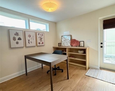 221 13th Avenue Ne - Photo Thumbnail 32