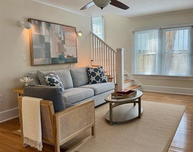 221 13th Avenue Ne - Photo Thumbnail 15