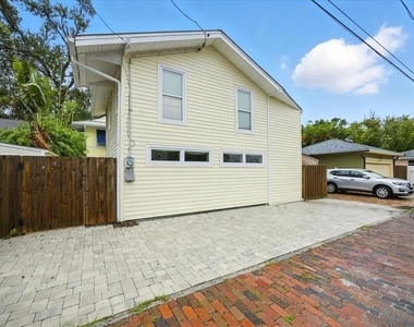221 13th Avenue Ne - Photo Thumbnail 47