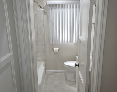 5472 Edgewood Place - Photo Thumbnail 16
