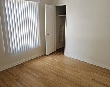 5472 Edgewood Place - Photo Thumbnail 15