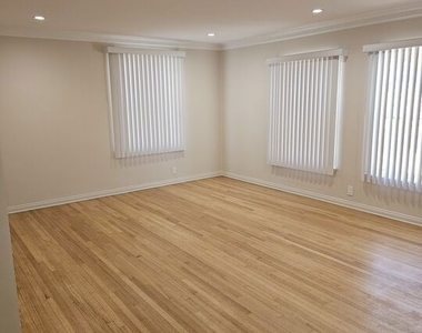 5472 Edgewood Place - Photo Thumbnail 12