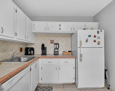 21214 Lago Circle - Photo Thumbnail 8