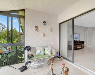 21214 Lago Circle - Photo Thumbnail 30