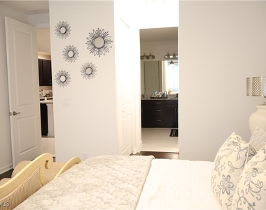 26475 Bonita Fairways Boulevard - Photo Thumbnail 8