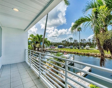 8234 Harborside Circle - Photo Thumbnail 12
