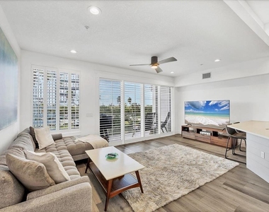 8234 Harborside Circle - Photo Thumbnail 2